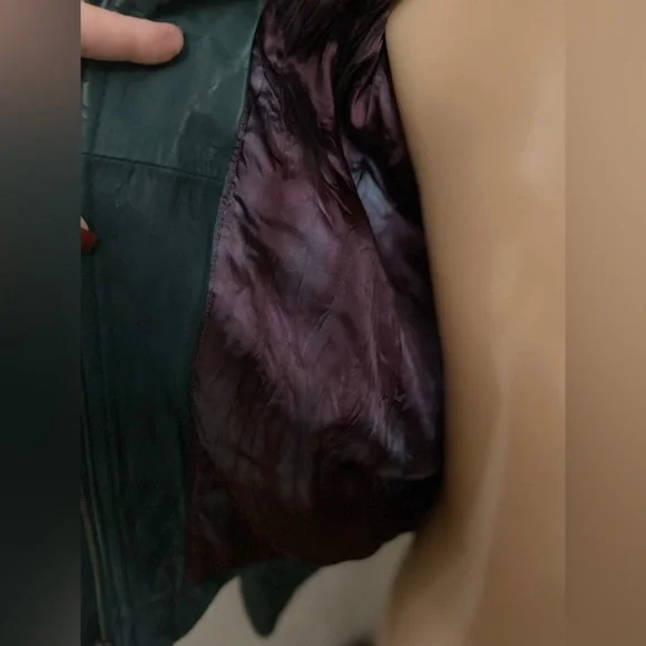 Fluid Internationale~Men’s~Vtg.~Dark Green~Genuine Leather~Bomber Jacket~Size XL - Picture 9 of 16